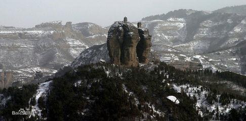 揭秘真相，高楼在地震时并非易倒塌的谣言——来自澳门的深度观察